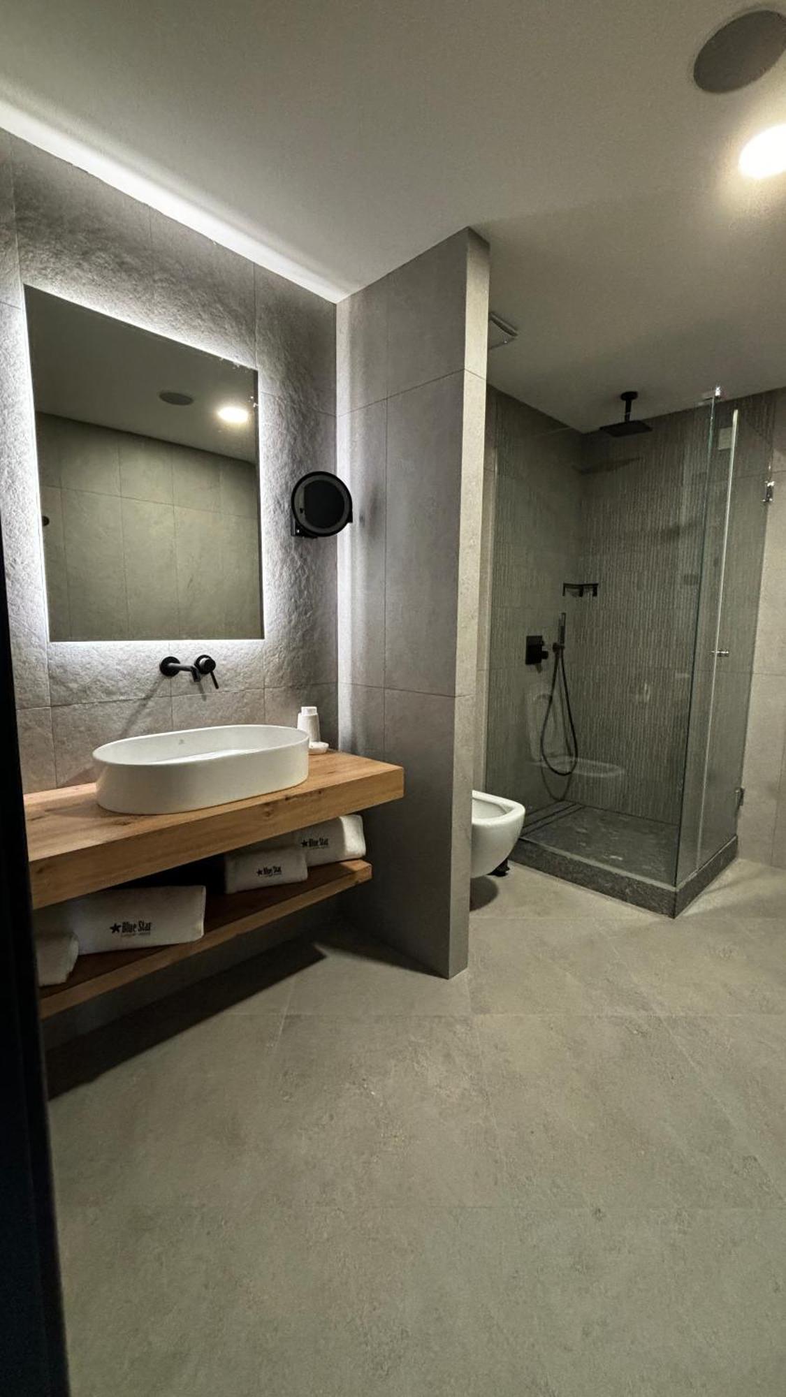 Blue Star Luxury Hotel Sofia Ngoại thất bức ảnh
